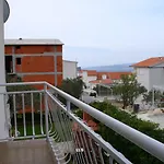 アパート By The Sea Promajna, Makarska - 2588 プロマイナ